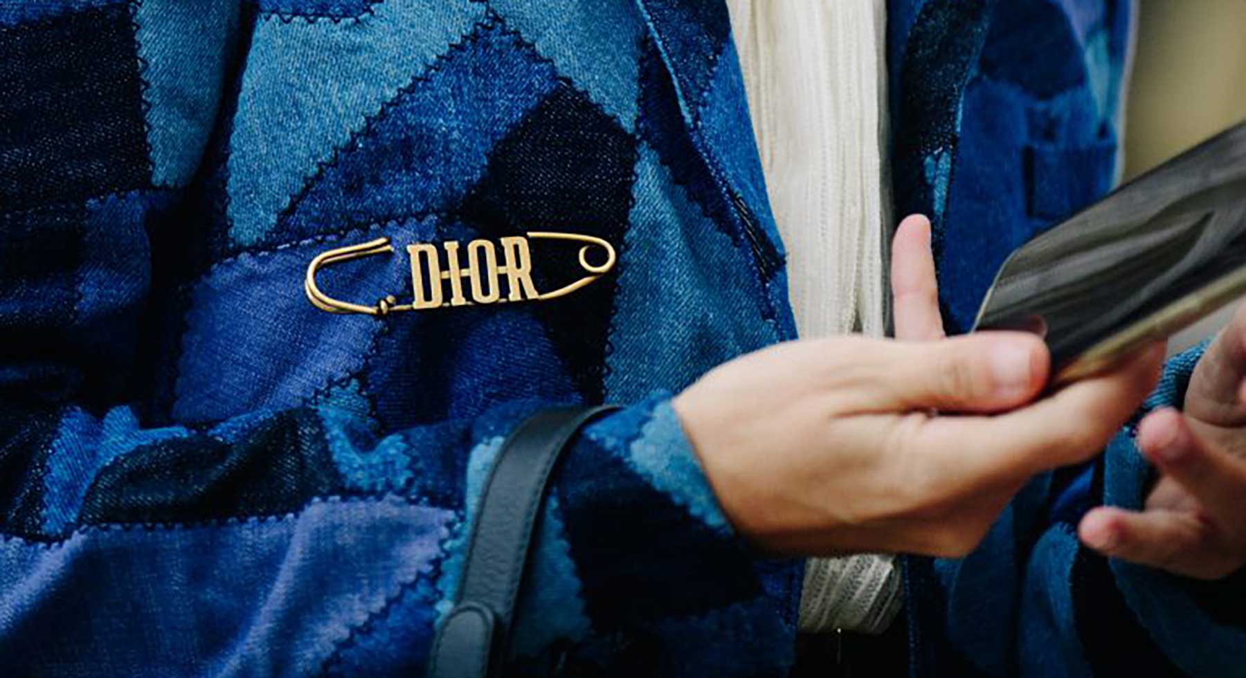 Brooch trend 2019 store