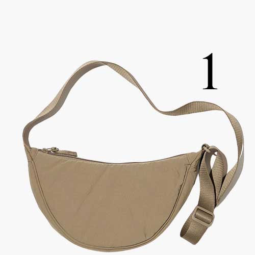 Photo: Uniqlo Round Mini Shoulder Bag product image