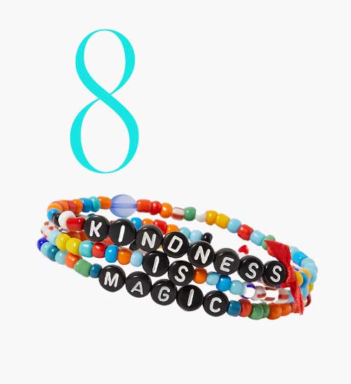 Photo: Set di bracciali di Roxanne Assoulin