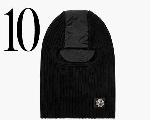 Photo: Passamontagna in lana a coste di Stone Island