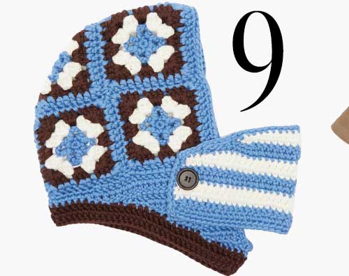 Photo: Cuffia con para volto in lana crochet di Miu Miu